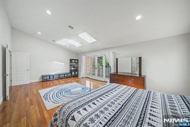 217 Lyncrest Road, Englewood Cliffs, NJ 07632