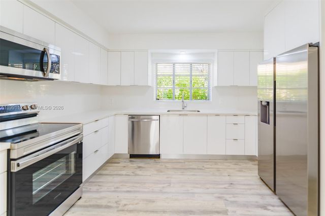 1201 Obispo Ave, Coral Gables, FL 33134