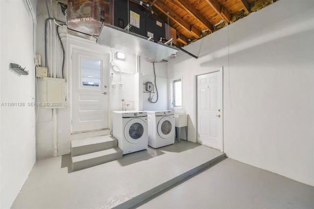 1201 Obispo Ave, Coral Gables, FL 33134