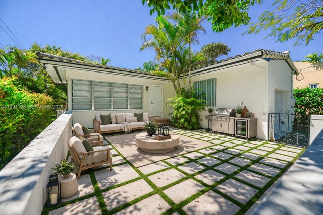 1201 Obispo Ave, Coral Gables, FL 33134