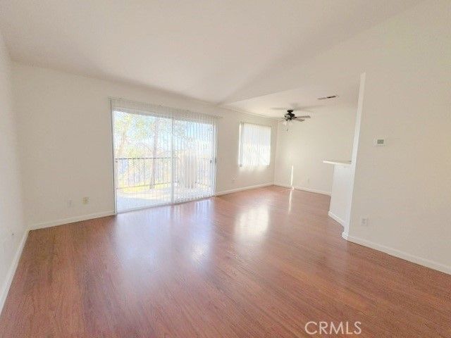 2564 Avenida Del Vista 202, Corona, CA 92882