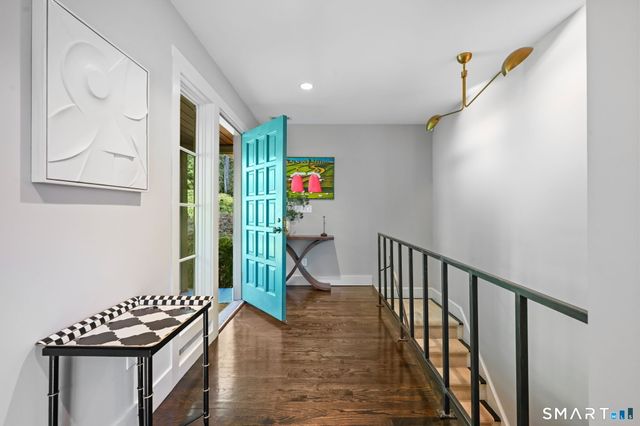 250 Dans Highway, New Canaan, CT 06840