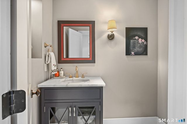 250 Dans Highway, New Canaan, CT 06840