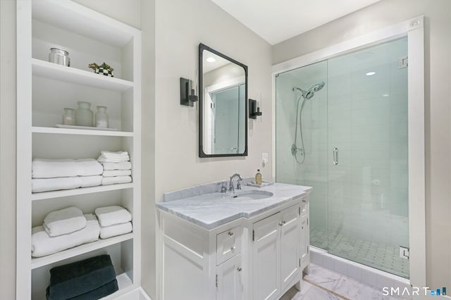 250 Dans Highway, New Canaan, CT 06840