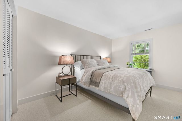 250 Dans Highway, New Canaan, CT 06840