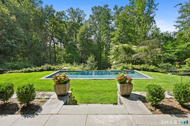 250 Dans Highway, New Canaan, CT 06840