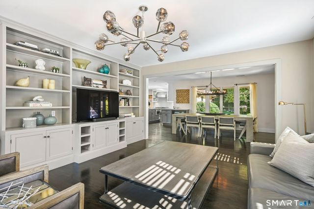 250 Dans Highway, New Canaan, CT 06840