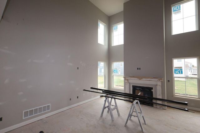 6976 Barksdale Drive, Dublin, OH 43016