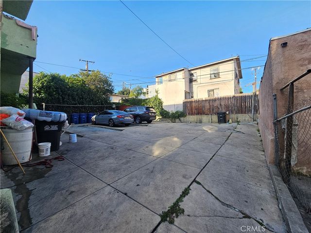 1070 N Alma, Los Angeles, CA 90063
