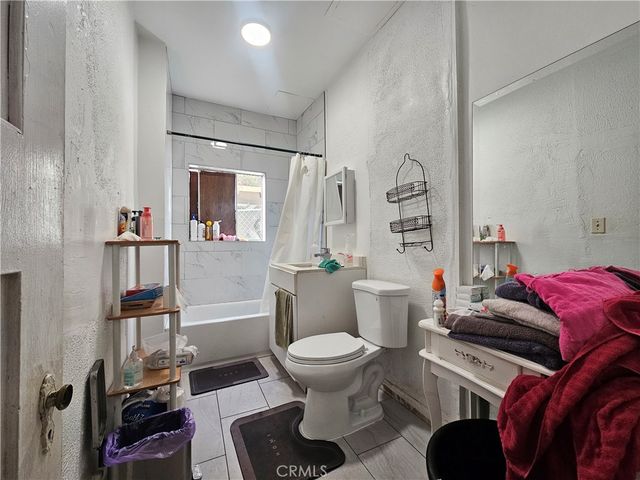 1070 N Alma, Los Angeles, CA 90063