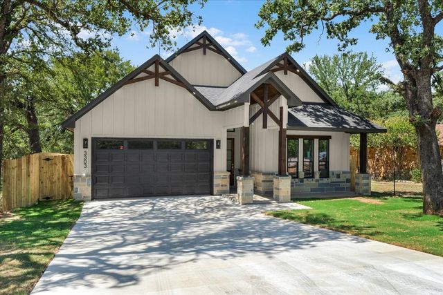 3303 Hiawatha Trail, Fort Worth, TX 76135
