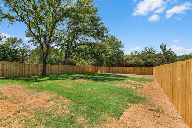 3303 Hiawatha Trail, Fort Worth, TX 76135