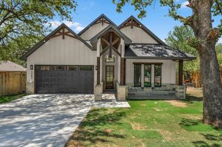 3303 Hiawatha Trail, Fort Worth, TX 76135