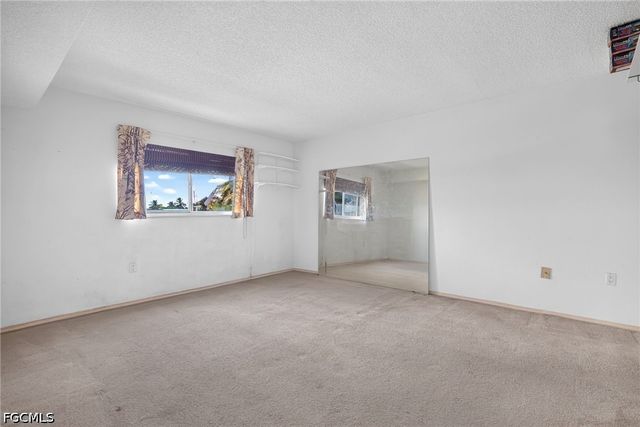 4289 Mariner WAY 211, Fort Myers, FL 33919