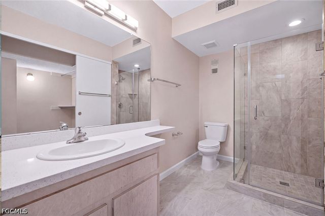 4289 Mariner WAY 211, Fort Myers, FL 33919