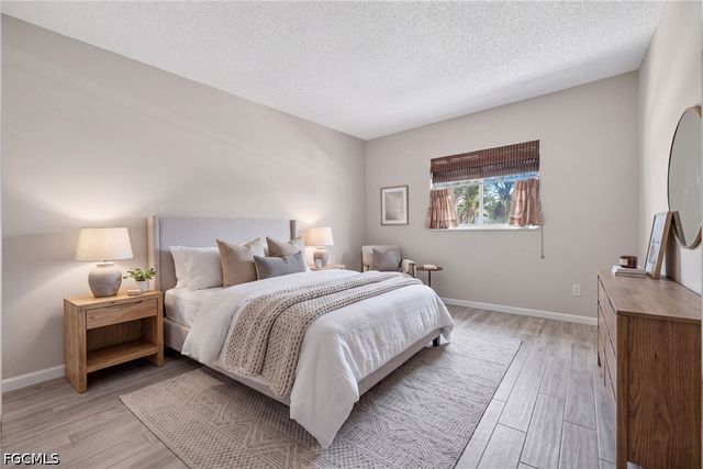 4289 Mariner WAY 211, Fort Myers, FL 33919