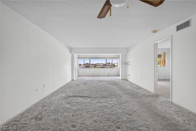 4289 Mariner WAY 211, Fort Myers, FL 33919