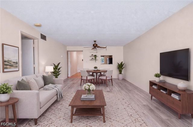 4289 Mariner WAY 211, Fort Myers, FL 33919