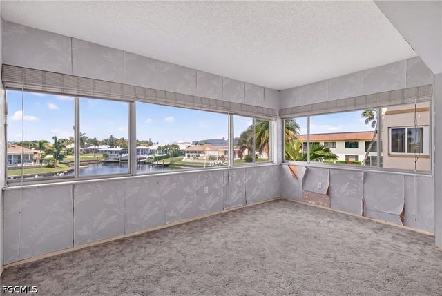 4289 Mariner WAY 211, Fort Myers, FL 33919