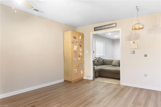 224 Dozier LN, Virginia Beach, VA 23454
