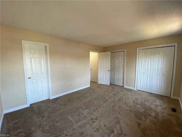 1924 Darnell DR, Virginia Beach, VA 23455