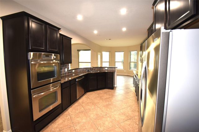 51 Greenprint Circle, The Woodlands, TX 77375