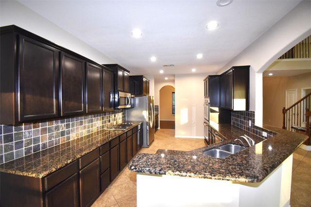 51 Greenprint Circle, The Woodlands, TX 77375