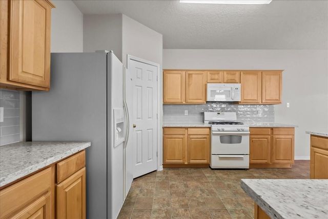 7535 Park Bend Lane, Pasadena, TX 77505