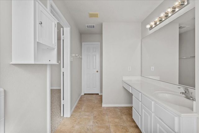 7535 Park Bend Lane, Pasadena, TX 77505