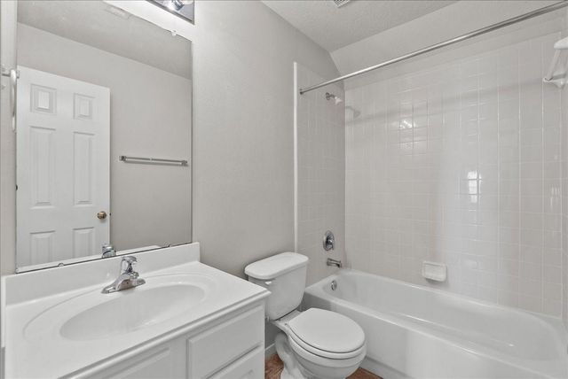 7535 Park Bend Lane, Pasadena, TX 77505