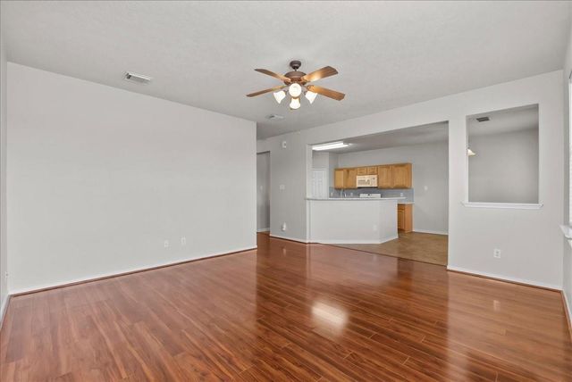 7535 Park Bend Lane, Pasadena, TX 77505