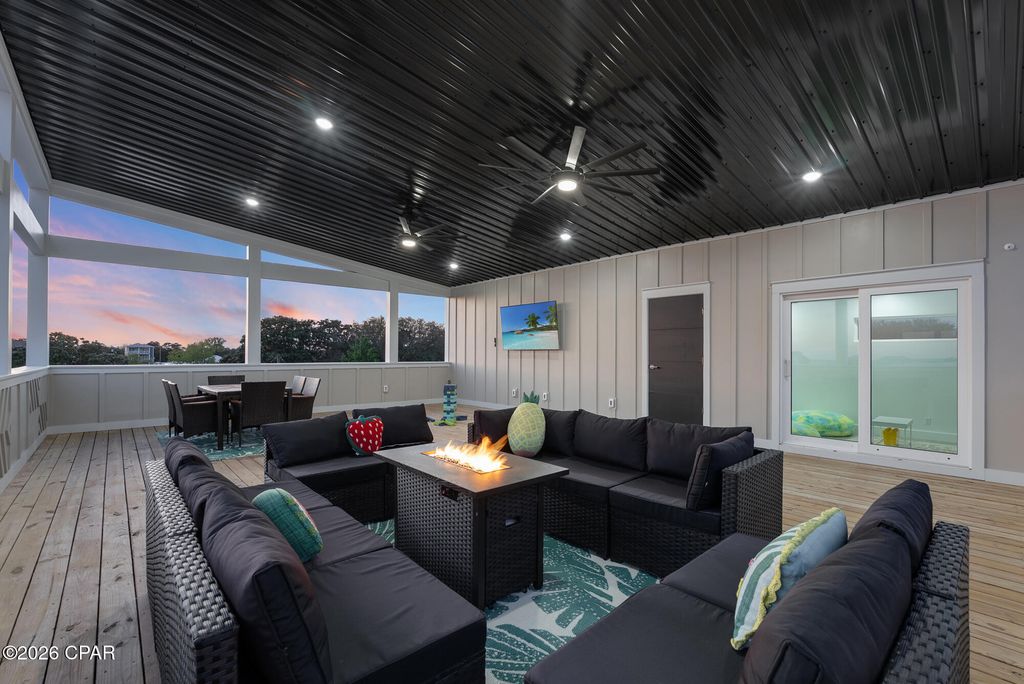 Image 5 of property listing at 212 George C Wallace Boulevard, Panama City Beach, FL 32413