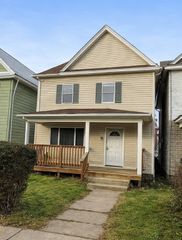 422 Negley Ave, City Of But Sw, PA 16001