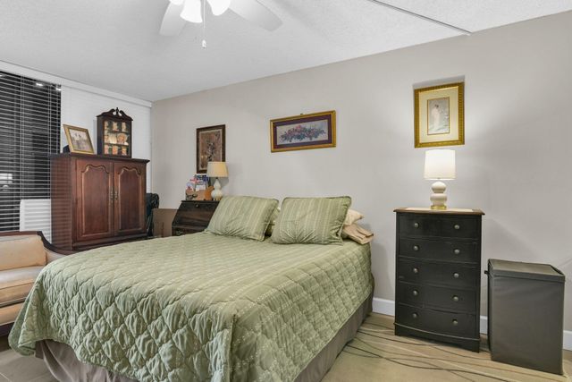 899 Jeffery Street 301, Boca Raton, FL 33487