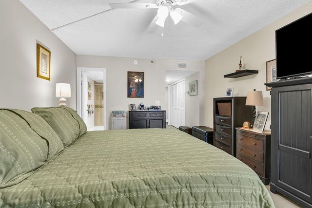 899 Jeffery Street 301, Boca Raton, FL 33487