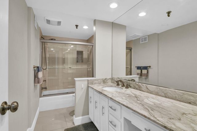 899 Jeffery Street 301, Boca Raton, FL 33487