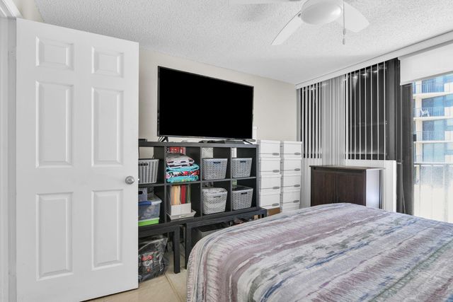 899 Jeffery Street 301, Boca Raton, FL 33487