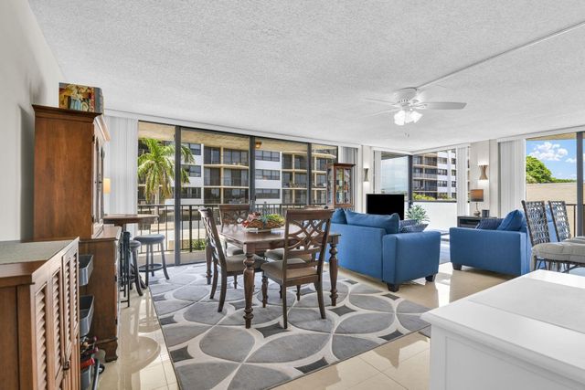 899 Jeffery Street 301, Boca Raton, FL 33487