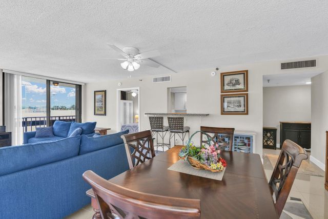 899 Jeffery Street 301, Boca Raton, FL 33487