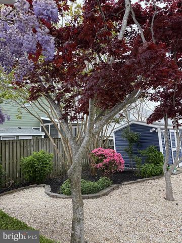 14107 LAUREL AVE, Ocean City, MD 21842