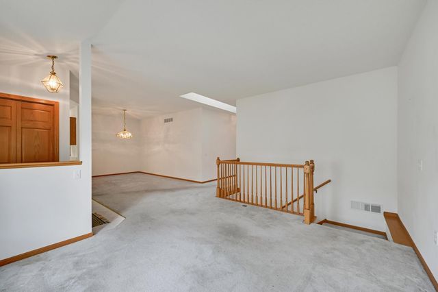 9444 Kimberly Lane N, Maple Grove, MN 55311