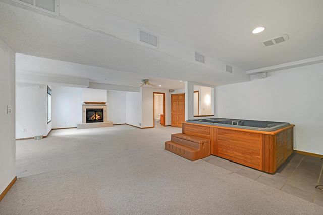 9444 Kimberly Lane N, Maple Grove, MN 55311