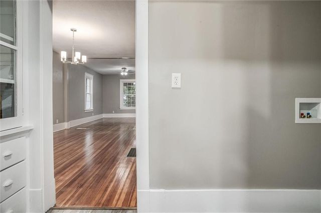 3201 Mcgee Street, Kansas City, MO 64111