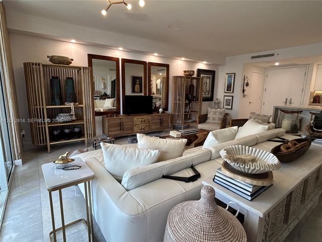 901 Brickell Key Boulevard 702, Miami, FL 33131