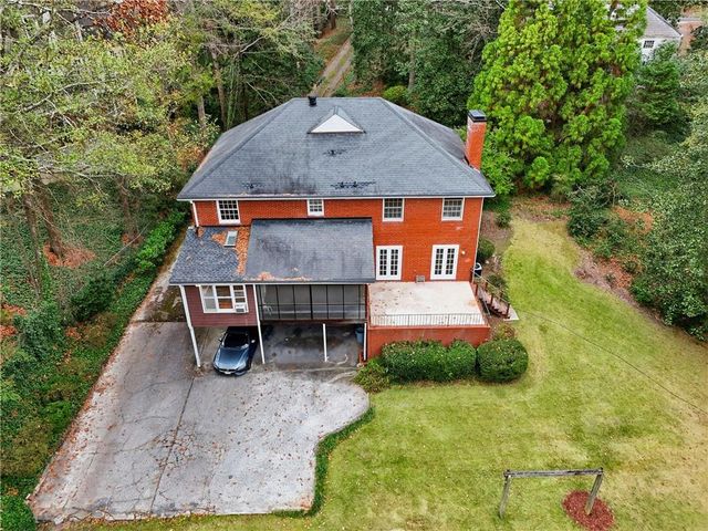 956 W Wesley NW Road, Atlanta, GA 30327