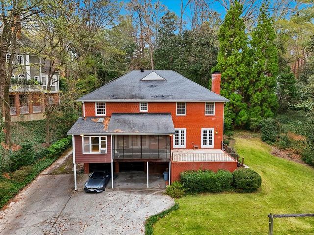 956 W Wesley NW Road, Atlanta, GA 30327