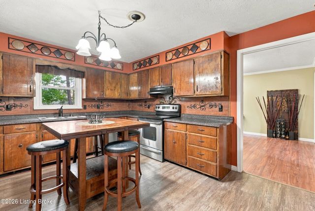 140 Ample Way, Shepherdsville, KY 40165
