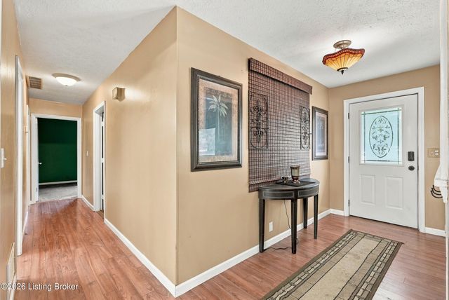140 Ample Way, Shepherdsville, KY 40165