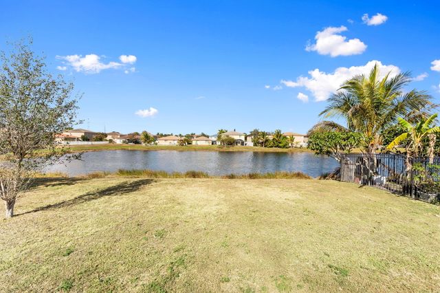 1939 SW Jamesport Drive, Port St. Lucie, Port St Lucie, FL 34953