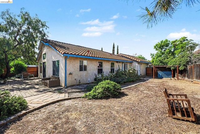 2701 Coffee Tree Way, Antioch, CA 94509